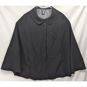 Hot Topic Black Cape Coat Rounded Collars Plus size 2